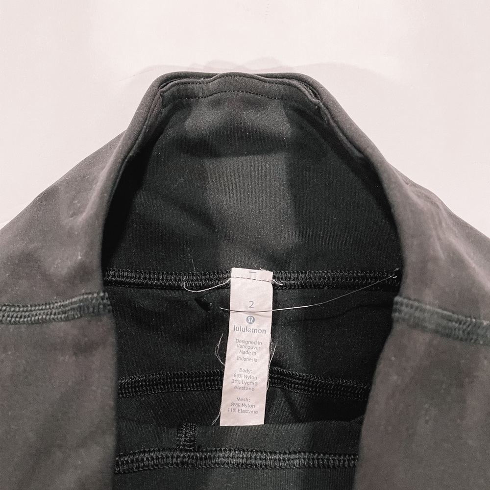 Lululemon Black Tye Mesh Leggings!! - Picture 7 of 11